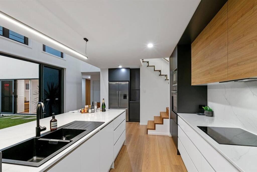 Beachside Buddina Luxury Family House 5 Bedrooms Eksteriør billede