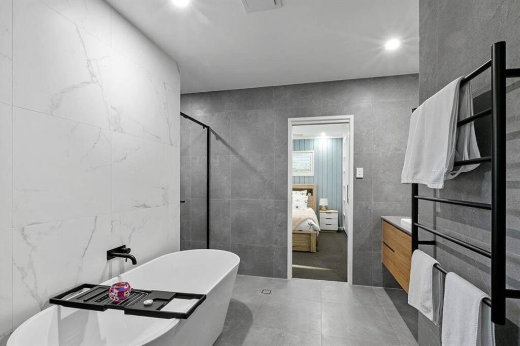 Beachside Buddina Luxury Family House 5 Bedrooms Eksteriør billede